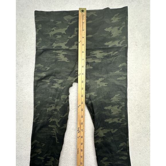 Spanx Womens Size M Look At Me Now Seamless Leggings Camo High Waist Shaping - Picture 6 of 7